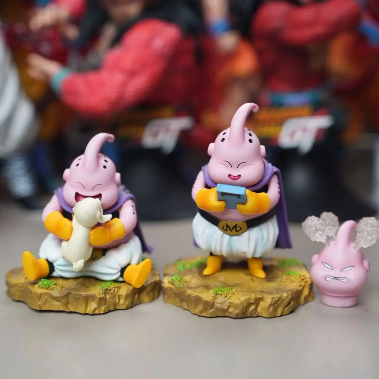 Figura de Anime Dragon Ball de 9 cm/3.54 pulgadas, Linda Figura de Acción de Buu, el Perro que Lame a Buu, Figuras de Acción de Buu para Jugar, Modelo Coleccionable de PVC, Juguetes para Regalos