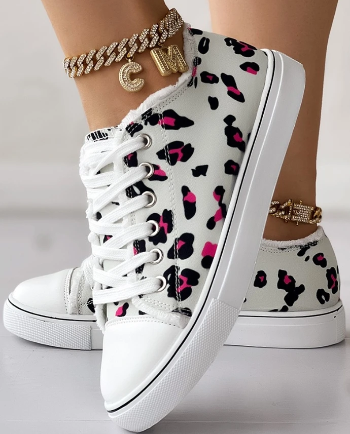 Women's Sports Shoes Leopard Print Raw Hem Lace-Up Canvas Sneakers