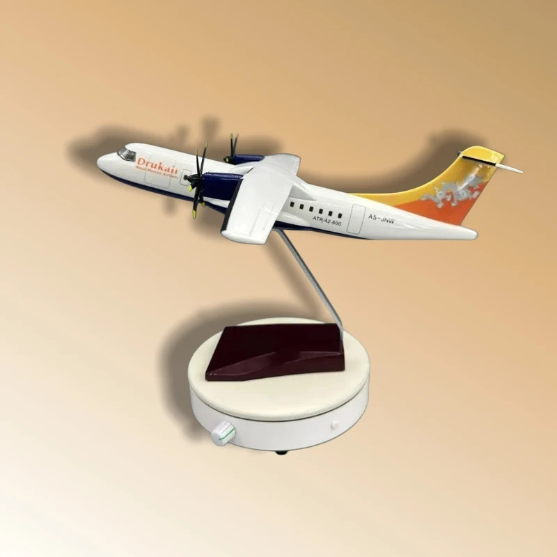 

32cm ATR42-600 Bhutan Airlines 1/70 Scale Die-Cast Resin Aircraft Model with Wooden Base and Movable Landing Gear