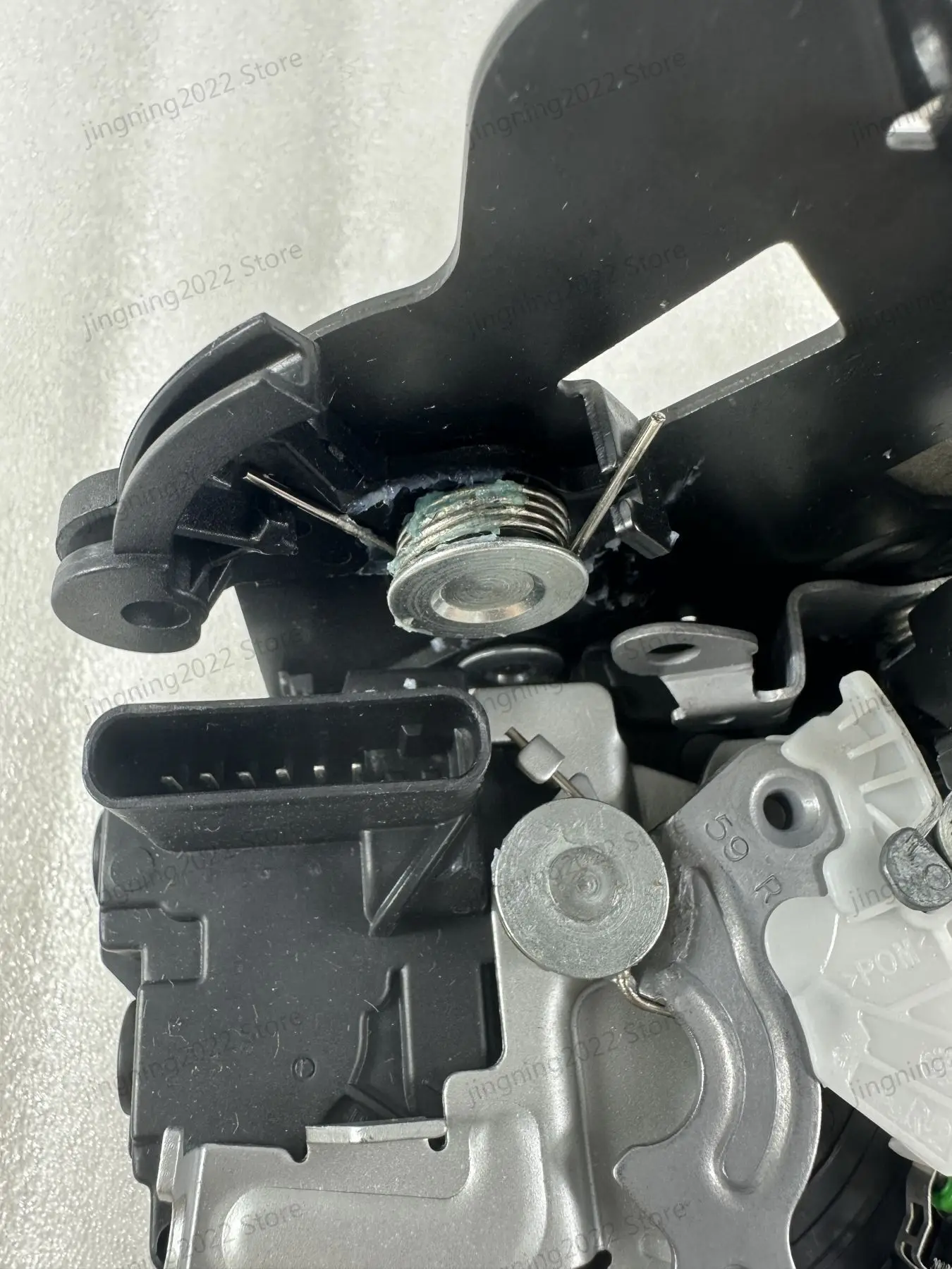 Land Rover Jaguar Front Door Lock External Parts Lock for L405/L494 XF/XJ Door Lock Central Lock Right LR078705 C2P26030