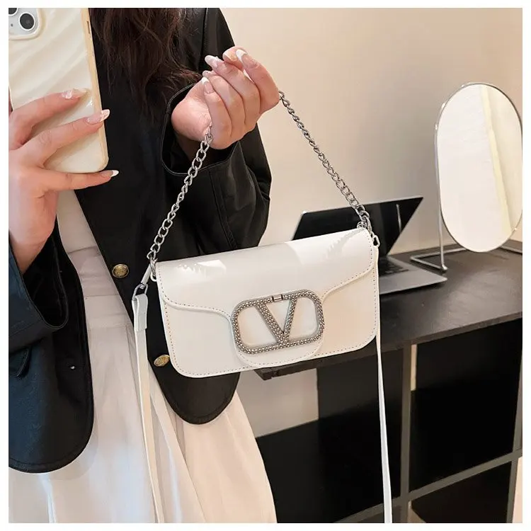 

2025 Summer PU Chain Crossbody Bag - Zipper Buckle Messenger Purse for Women, Stylish Shoulder Bag for Casual Outing & Travel