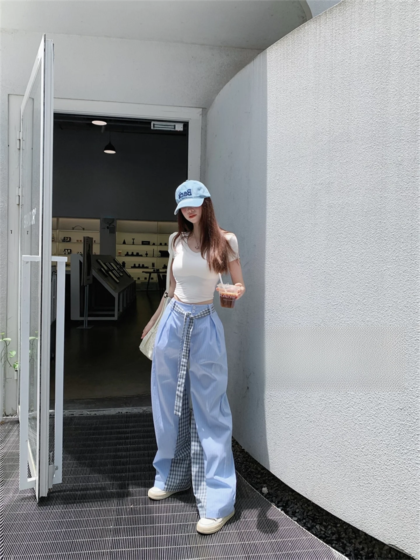 

Aviva on Earth Wide Leg Pants Straight Cut Loose Fit Beach Corridor Splicing Women's Casual Pants Spring Season l Waist