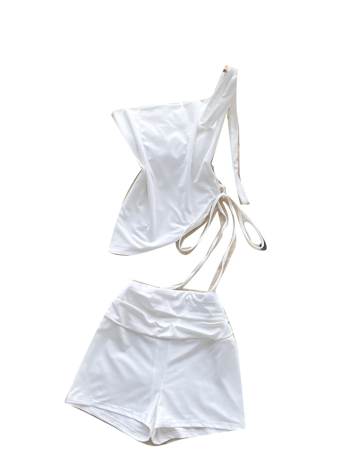 طقم صيفي أنيق للسيدات بخصر عالٍ بدون أكمام وياقة غير متماثلة مع سراويل قصيرة للتخسيس فاخرة على طراز Miss Rich #5