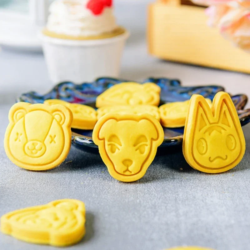 Animal Crossing Cake Cookie Cutter Cute Anime Figure DIY 3D Baking Mould Cookie Tools Set Kawaii Kitchen Accessories Kids Toys