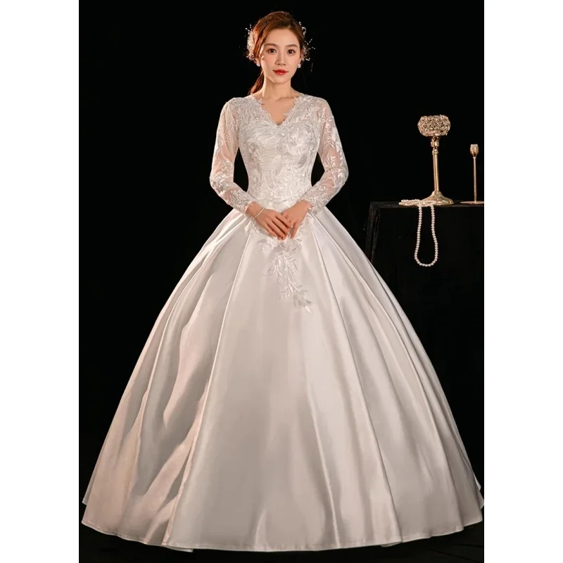 Cheap Wedding Dresses White Satin Appliques V-neck Full Sleeves Lace up Princess Floor Length Plus size Bride Ball Gowns XN166