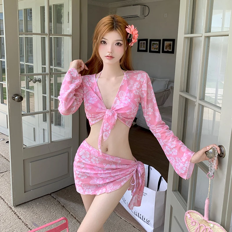 Wisuwore South Korea Fragrant Flower Sweet Spicy Girl Split Swimsuit Set of Four Sexy Pure Desire Beach Vacation Beach Swimsuit