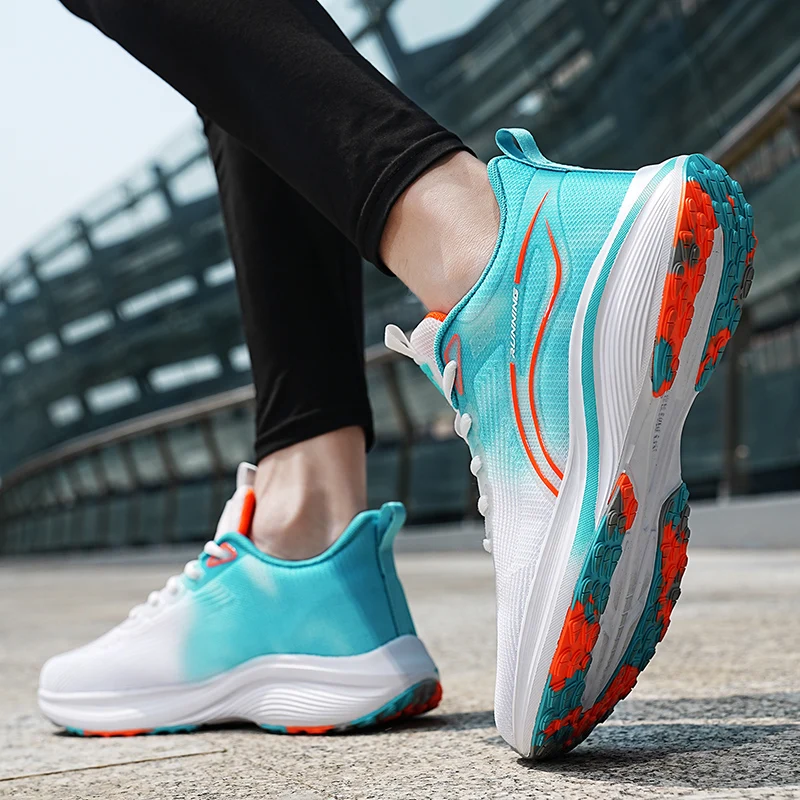 Zapatos de hombre 2025 otoño nuevos zapatos deportivos casuales transpirables de moda zapatillas de entrenamiento de malla para estudiantes