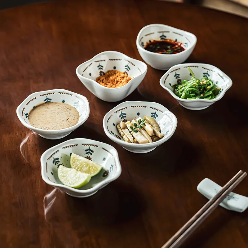 

Vintage Red Flower Sauce Dish Creative Snack Plate High Value Home Tableware Small Dipping Bowl