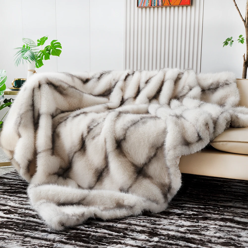 European Faux Fur Blankets For Beds Double Layer Fluffy Soft Warm Home Decoration Imitated Fox Fur Mink Throw Blankets