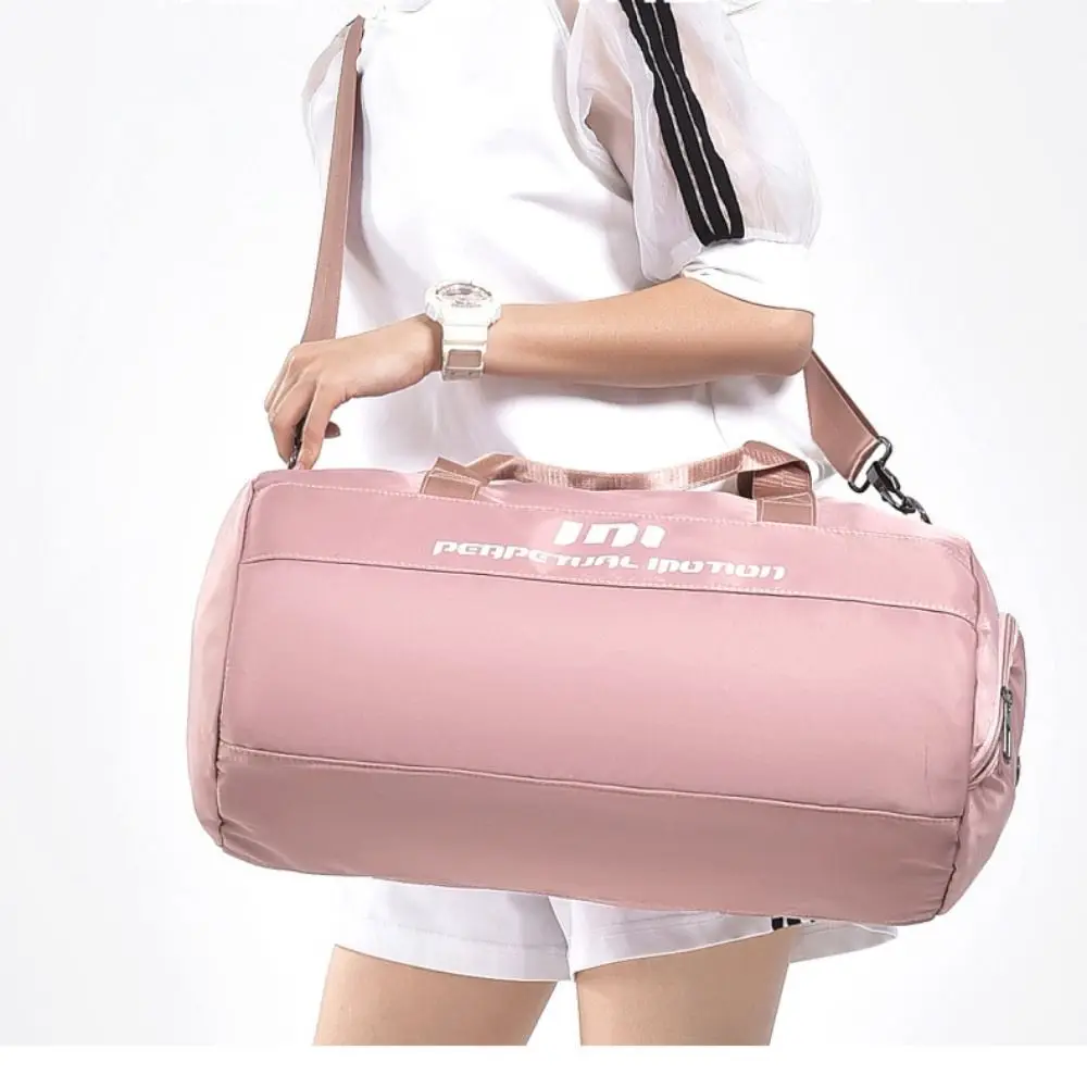 

Wet Dry Separation Gym Bag Shoe Compartment Wet Pocket Yoga Bag Bottle Pocket Large Capacity Sports Crossbody Bag Yoga Practice