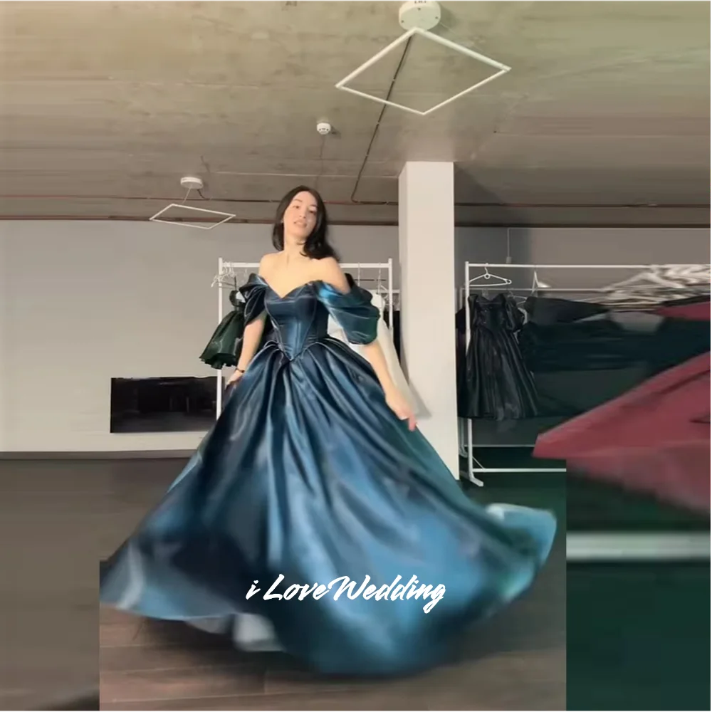 Luxury V-Neck Prom Dress Off the Shoulder A-Line 2026 Floor-Length Elegant Saudi Arabia Pleated Bespoke Occasion Gown Customized
