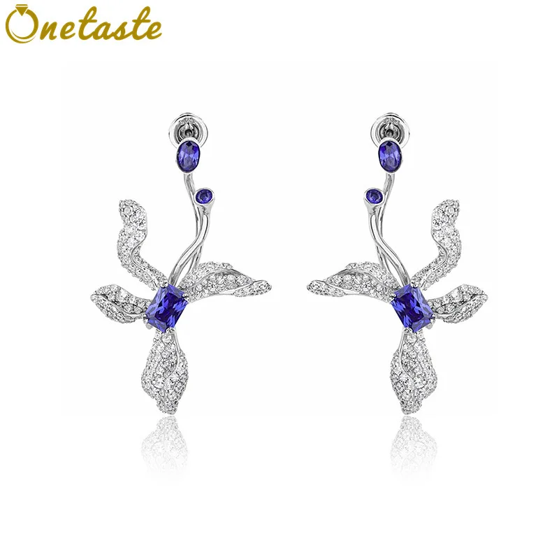 

S925 Silver Sparkling Cubic Zirconia Iris Flower Women Stud Earrings Dainty Trendy Aesthetic Statement Earring Love Gift For Her