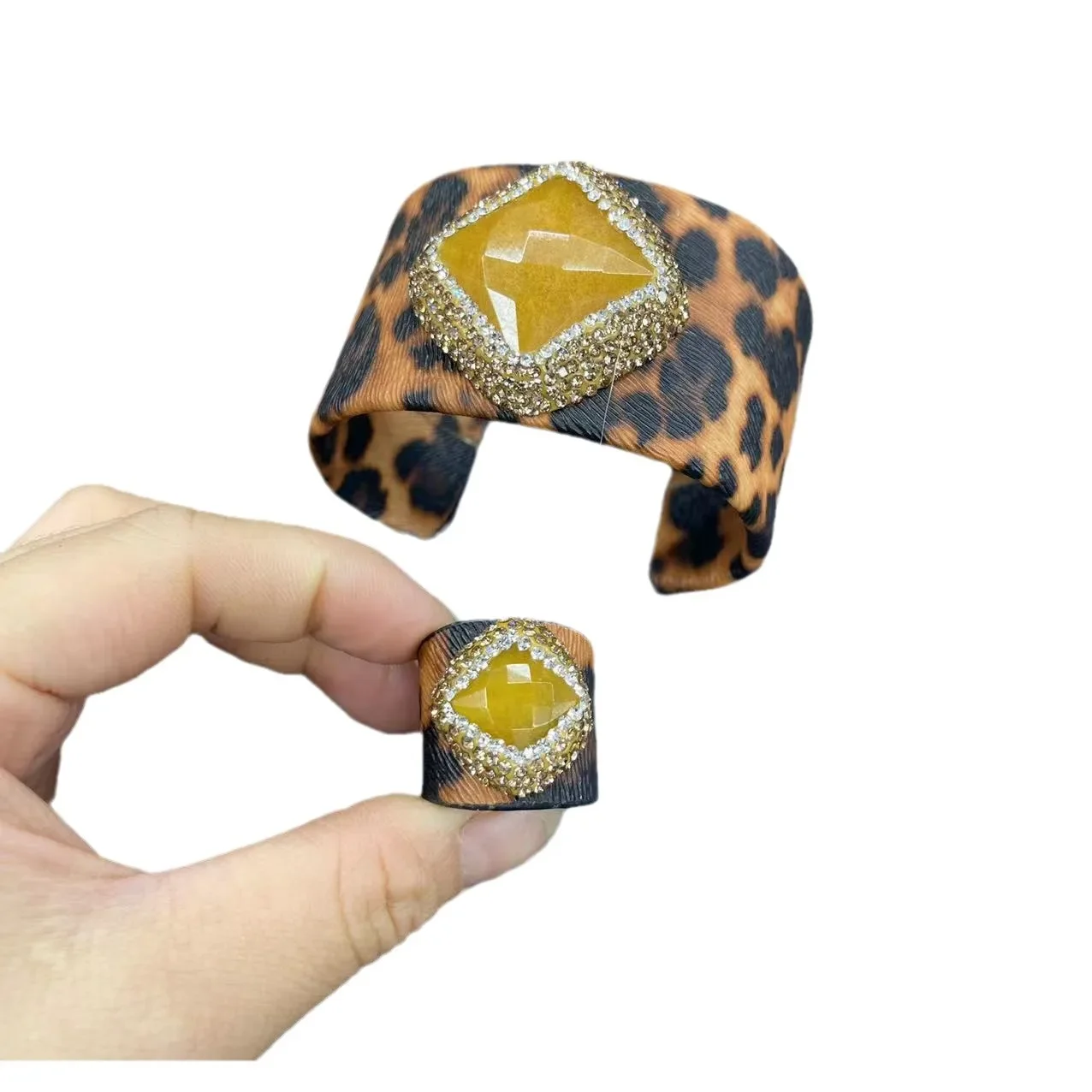New leopard print inlaid malay jade jewelry set bracelet ring two-piece set European and American fashion leather