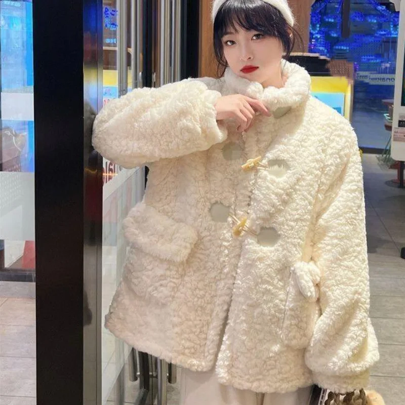 

Толстое пальто из овечьей шерсти, среднее и длинное, женское осенне-зимнее повседневное универсальное пальто с воротником-стойкой на пуговицах из коровьего рога, новый стиль