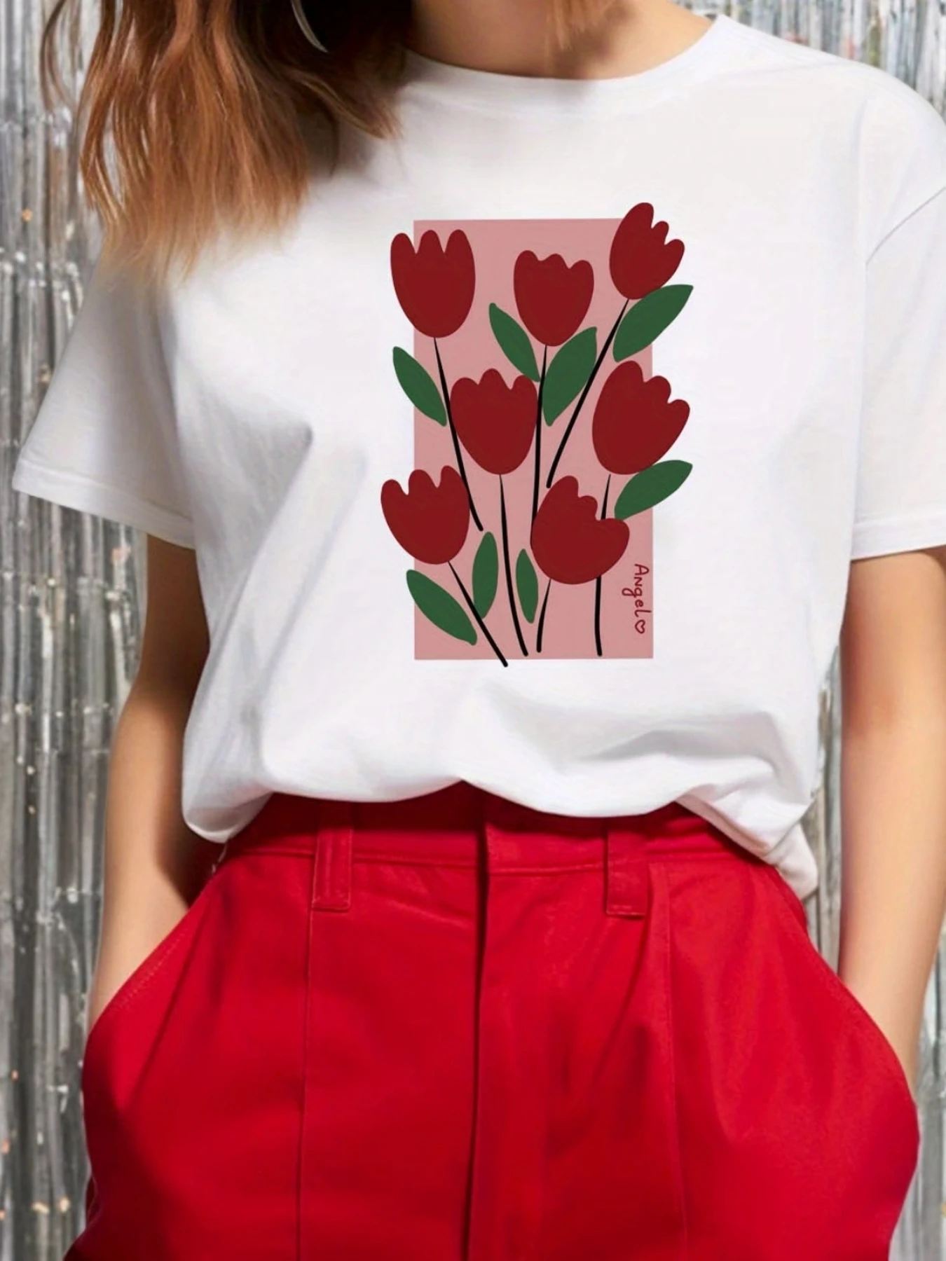 

Women'S Casual Red Tulip Print T-Shirt - Short Sleeve, Round Neck, Lightweight Polyester, Spring/Summer Collection