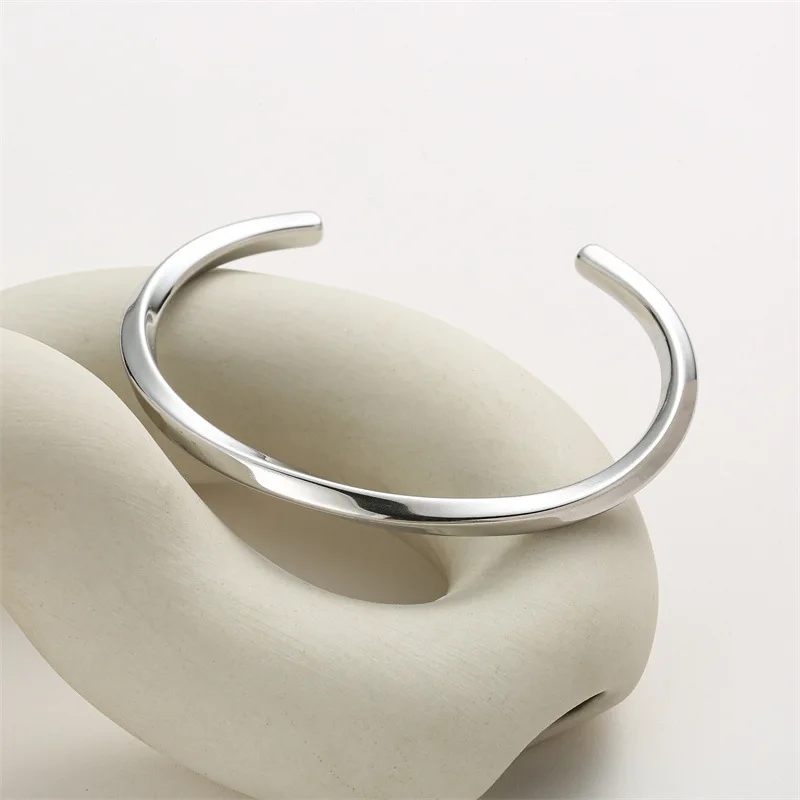 Waterproof C-shaped Twisted Open Bangle&Bracelet for Women Classic OL Style Couple Bangle Fashion Party Jewelry Gifts