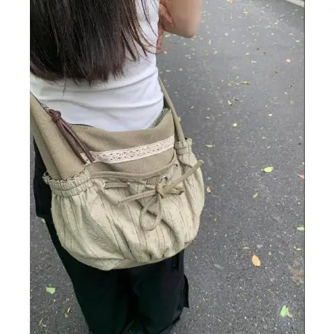 Retro Pleated Drawstring Ballet Style Texture One-shoulder Messenger Crossbody Bag Commute Simple Portable Canvas Bag