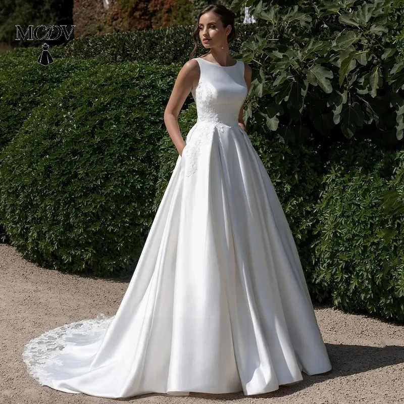 

MCDV New Arrival Satin Wedding Dress Customized Cap Sleeve Round Neck Applique Draped Skirt Sweep Train Bride Gown Robe