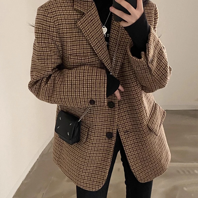 

Шикарное осенне-зимнее твидовое пальто в стиле ретро, свободное длинное пальто в клетку с воротником-стойкой, универсальная женская верхняя одежда в клетку