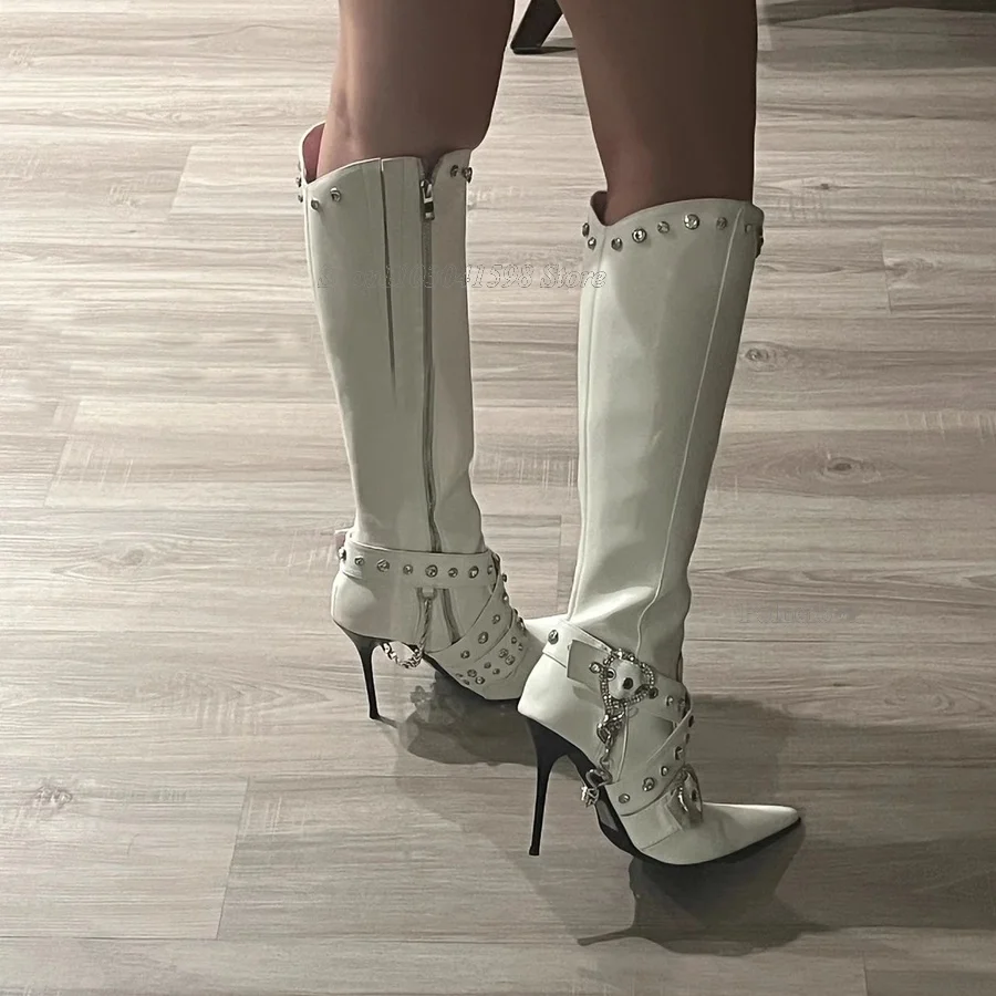 

Rhinestone White Leather Knee High Women Boots Heart Shaped Chain Decoration Sexy Fine Heeled Heels 2023 New Zapatos Para Mujere