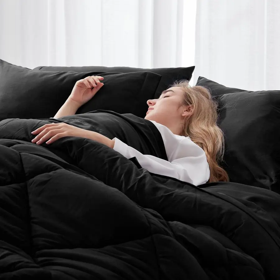 

Queen Comforter Set Black Bed in a Bag Queen Size 8 Pieces, All Season Bed Set, Fluffy Comforter Set with Sheets, Sheet Set Quil