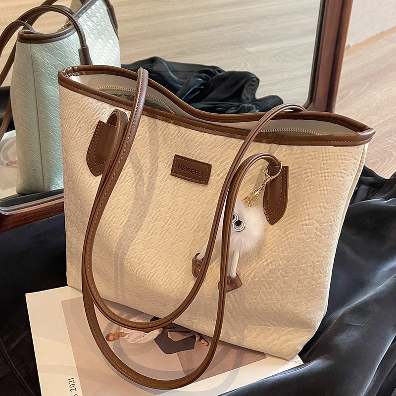 Large Capacity Bag Women's Autumn Versatile 2025 New Casual Shoulder Bag College Student Class Bag Commuting Tote Bag