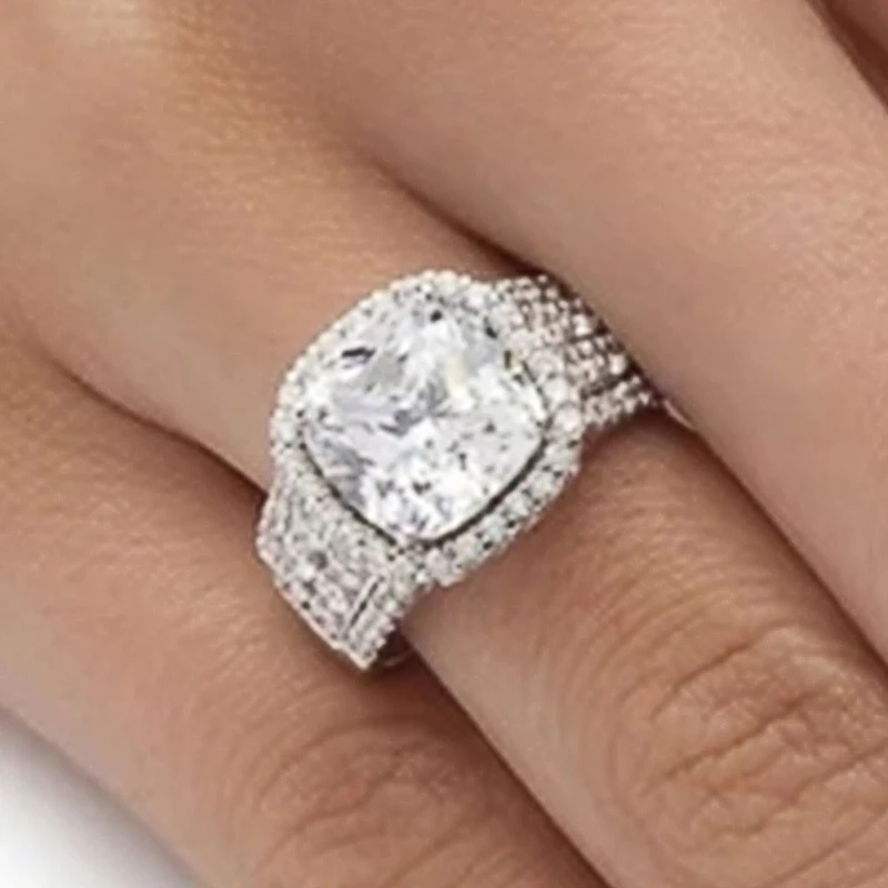 Huitan elegante Kissen geschnitten Zirkonia Ringe für Frauen klassische Hochzeit Accessoires Silber Farbe Luxus weibliche Engagement Schmuck