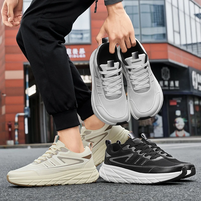 

Новые мужские кроссовки дышащие модные повседневные удобные простые универсальные и подходящие для повседневных путешествий