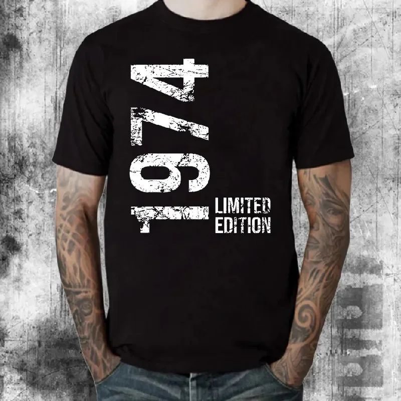 ΠΠΎΠ²ΠΈΠ½ΠΊΠ°, ΠΏΠΎΡΡΡΡΠ°ΡΡΠ°Ρ ΡΡΡΠ±ΠΎΠ»ΠΊΠ° Π² ΡΡΠΈΠ»Π΅ ΡΠ΅ΡΡΠΎ, 51-Ρ 51- Π³ΠΎΠ΄Π°, Π²ΠΈΠ½ΡΠ°ΠΆΠ½Π°Ρ ΠΎΠ³ΡΠ°Π½ΠΈΡΠ΅Π½Π½Π°Ρ ΡΠ΅ΡΠΈΡ 1974, Ρ
Π»ΠΎΠΏΠΊΠΎΠ²Π°Ρ ΡΠ»ΠΈΡΠ½Π°Ρ ΠΎΠ΄Π΅ΠΆΠ΄Π° Ρ Π³ΡΠ°ΡΠΈΡΠ΅ΡΠΊΠΈΠΌ ΡΠΈΡΡΠ½ΠΊΠΎΠΌ, ΠΏΠΎΠ΄Π°ΡΠΊΠΈ Π½Π° Π΄Π΅Π½Ρ ΡΠΎΠΆΠ΄Π΅Π½ΠΈΡ, Π»Π΅ΡΠ½ΡΡ ΡΡΡΠ±ΠΎΠ»ΠΊΠ° ΠΠΎΠ²ΠΈΠ½ΠΊΠ°, ΠΏΠΎΡΡΡΡΠ°ΡΡΠ°Ρ ΡΡΡΠ±ΠΎΠ»ΠΊΠ° Π² ΡΡΠΈΠ»Π΅ ΡΠ΅ΡΡΠΎ, 51-Ρ 51- Π³ΠΎΠ΄Π°, Π²ΠΈΠ½ΡΠ°ΠΆΠ½Π°Ρ ΠΎΠ³ΡΠ°Π½ΠΈΡΠ΅Π½Π½Π°Ρ ΡΠ΅ΡΠΈΡ 1974, Ρ
Π»ΠΎΠΏΠΊΠΎΠ²Π°Ρ ΡΠ»ΠΈΡΠ½Π°Ρ ΠΎΠ΄Π΅ΠΆΠ΄Π° Ρ Π³ΡΠ°ΡΠΈΡΠ΅ΡΠΊΠΈΠΌ ΡΠΈΡΡΠ½ΠΊΠΎΠΌ, ΠΏΠΎΠ΄Π°ΡΠΊΠΈ Π½Π° Π΄Π΅Π½Ρ ΡΠΎΠΆΠ΄Π΅Π½ΠΈΡ, Π»Π΅ΡΠ½ΡΡ ΡΡΡΠ±ΠΎΠ»ΠΊΠ°