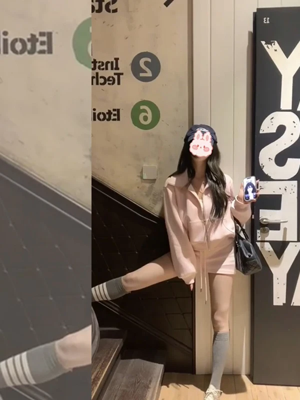 

Серый свитшот с принтом и шорты с высокой талией: повседневный комплект в американском стиле, женский модный осенний наряд, комплект из двух предметов