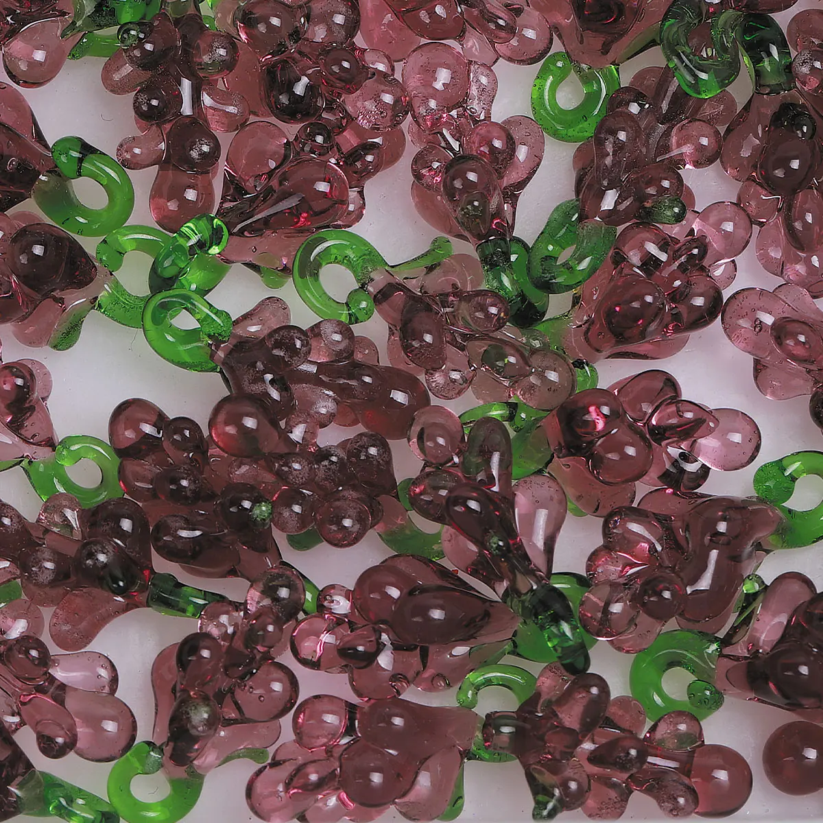 10 Uds. Cuentas de cristal esmaltadas con forma de uvas moradas para fabricación de joyería DIY cuentas espaciadoras sueltas para pulseras collar llavero