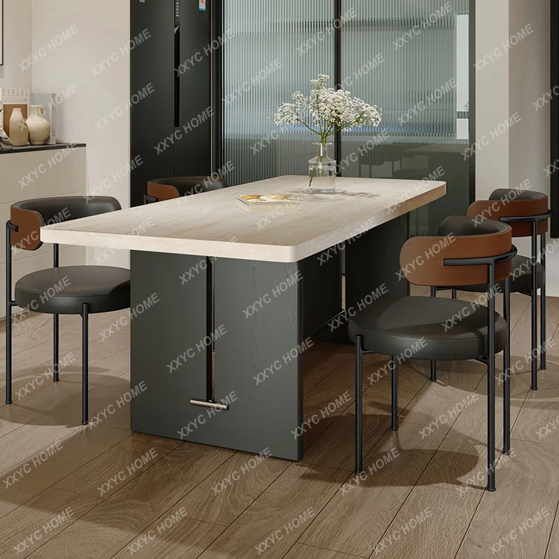 

Обеденный стол из утолщенной травертиновой плиты в простом, среднем и старинном стиле, для небольшой квартиры, в ретро-стиле.