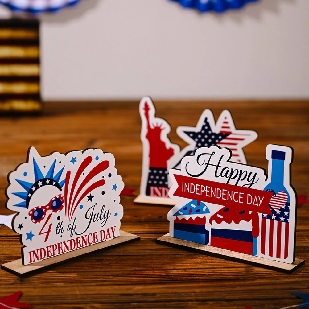 

3 Pcs Festival Decor Independence Day nament Holiday Party Home Mall Bar Scene Family Wooden Art Festival Scene Decor Craft