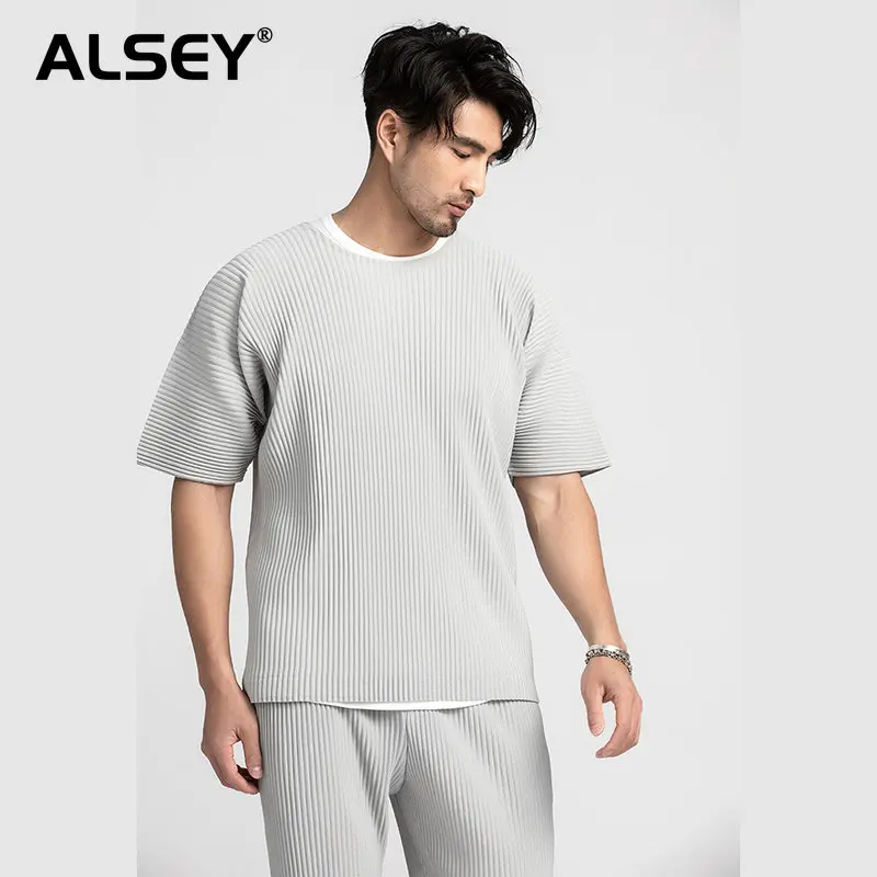 ALSEY Miyake Men's Wear Pleasted Loose Round Collar Short Sleeve T-shirt 2023 New Male Stretch Casual Fold Top Japanese Style