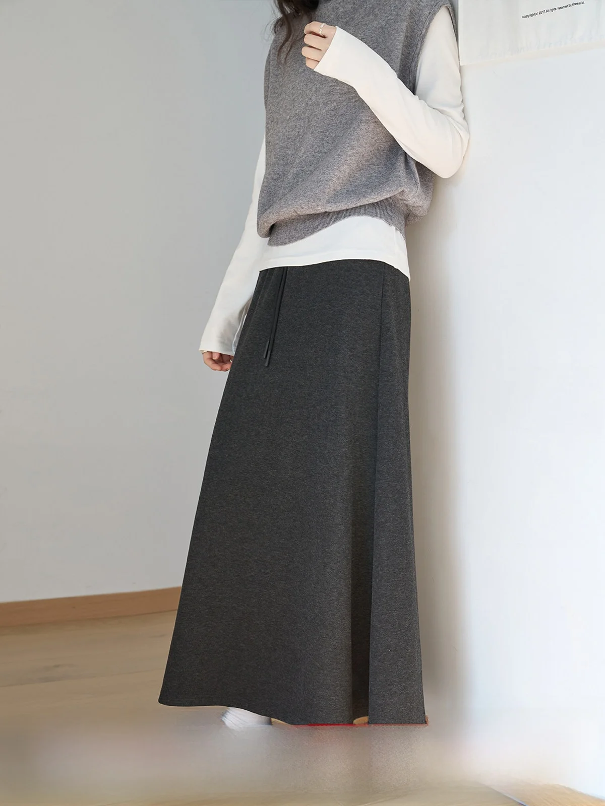 

Эластичная юбка с высокой талией и прямым кроем, женская, для офиса, весна 2026, корейская версия, длинная юбка А-силуэта