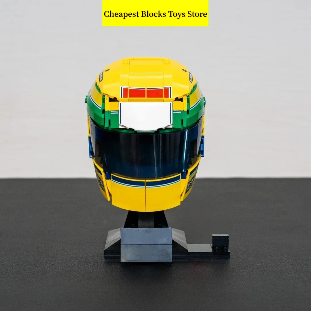 In Stock Christmas Toys for Family Decor Gifts 931pcs Collectible Motor Race Racing Sport Helmets Model Building Blocks Bricks