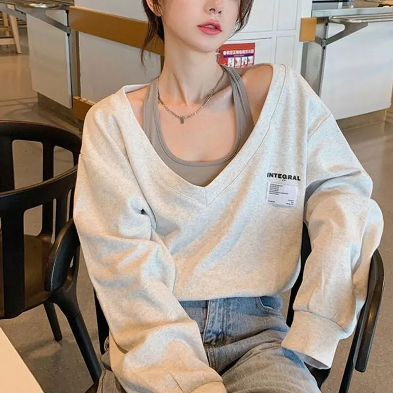 Female Clothing Fake Two Pieces Sweatshirts Korean Long Sleeve Spring Autumn V-Neck Loose Letter Stylish Patch Designs Pullovers