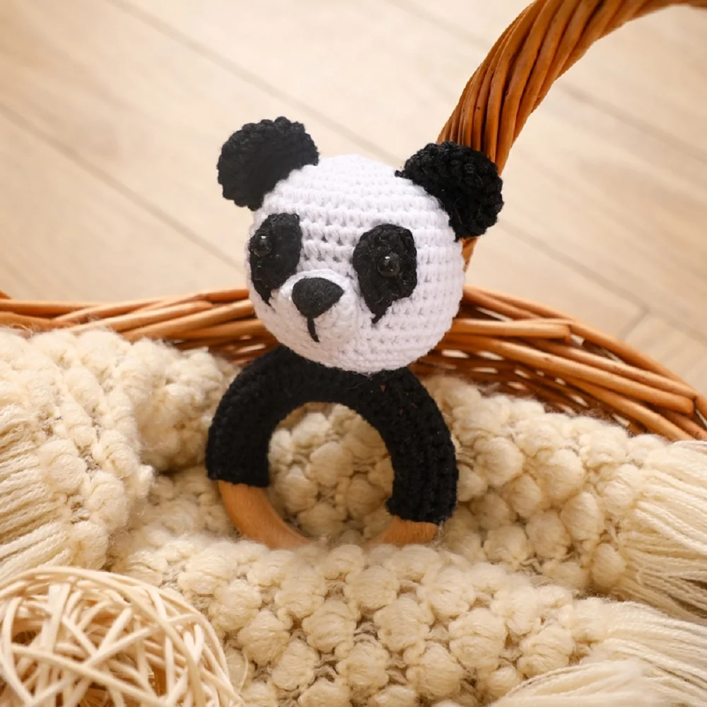 1PC Crochet Animal Panda Chocalho Brinquedo Chocaleta Pulseira De Madeira Mordedor Anel Do Bebê Produto Móvel Pram Berço Brinquedos de madeira Recém-nascidos Presentes