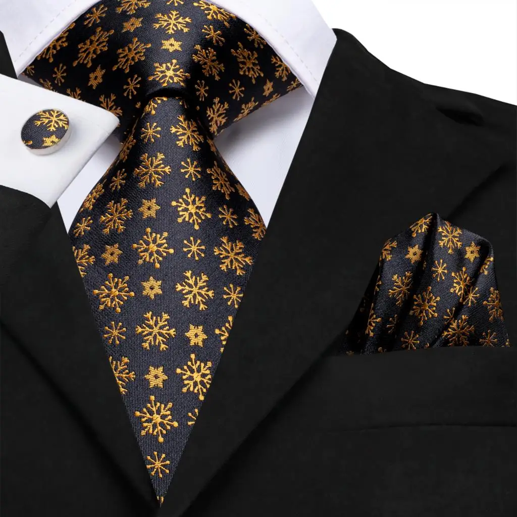 

Silk Christmas Tie For Men Black Gold Gift Mens Necktie Handky Cufflink Set Fashion Party Wedding Dropshiping Hi-Tie Designer