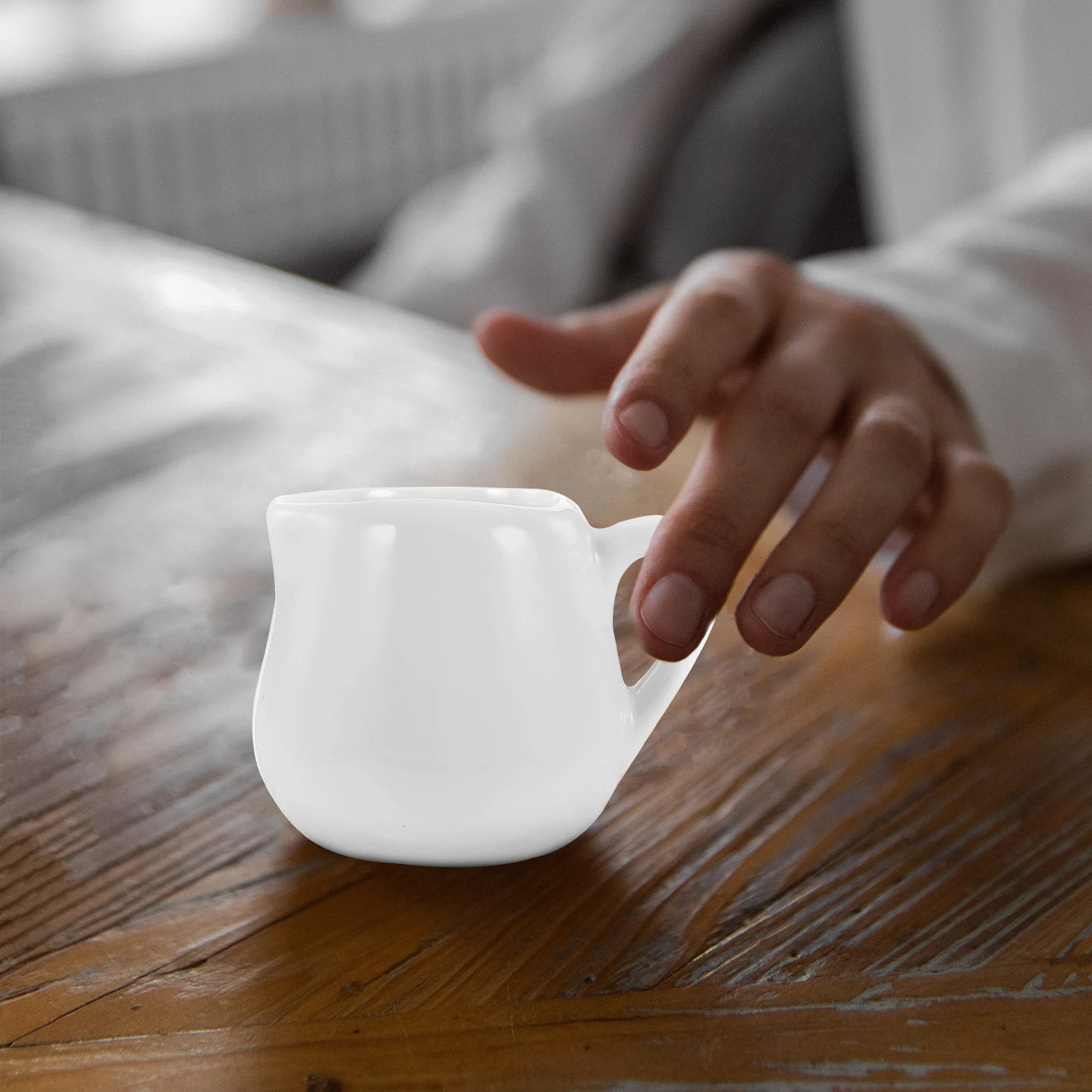 

4pcs Ceramic Creamer Pitcher Small Milk Jug Multi-Functional Sauce Dispenser For Coffee Tea Syrup Holder Kitchen Condiment Pot