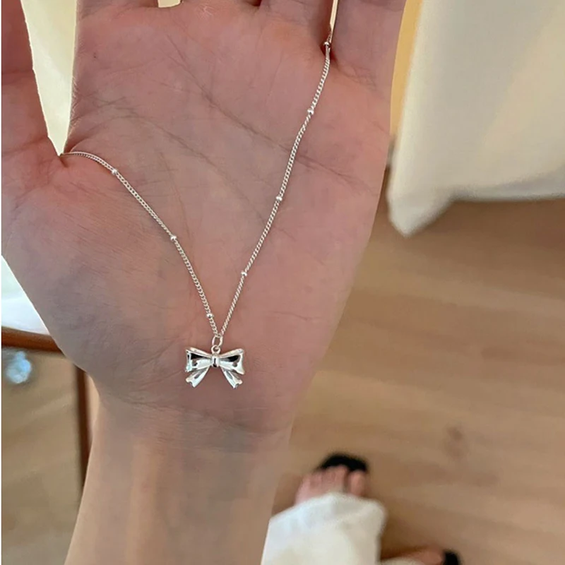 

925 Silver Korean Fashion Shiny Smooth Bow Necklace Exquisite Silver Choker Necklace Ladies Wedding Party Fine Jewelry Wholesale