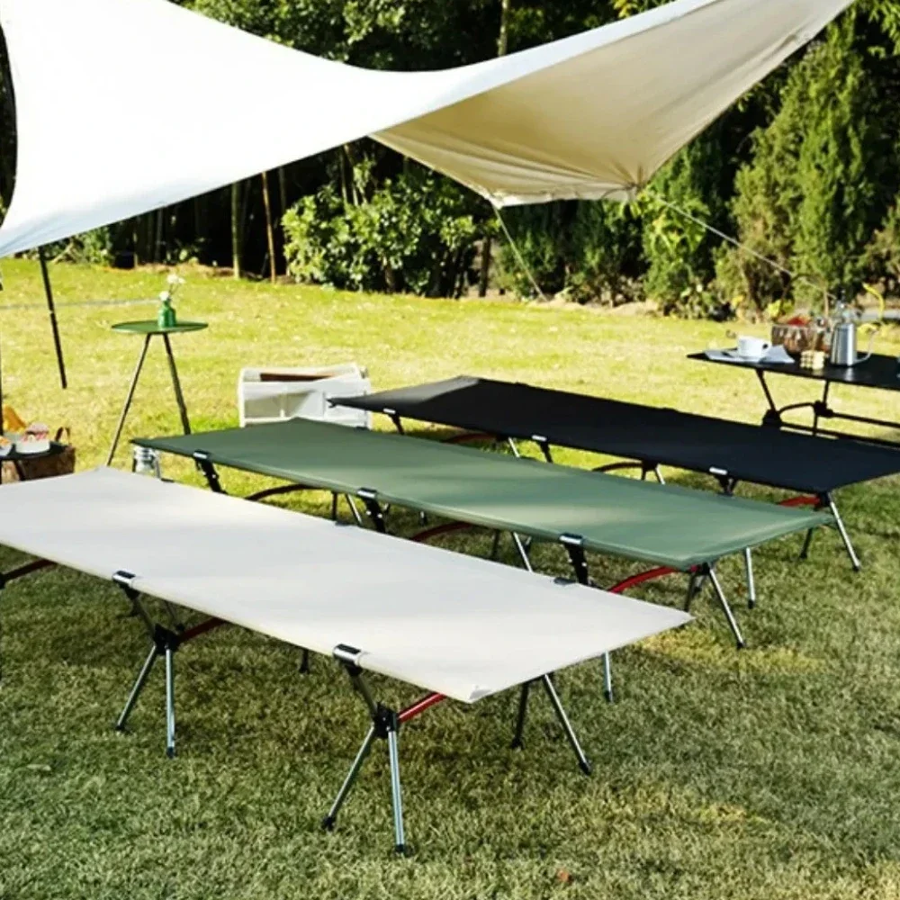سرير تخييم خارجي رائع للتخييم قابل للطي خفيف الوزن ومحمول للسيارة نزهة عالية ومنخفضة ذات الاستخدام المزدوج سرير متين