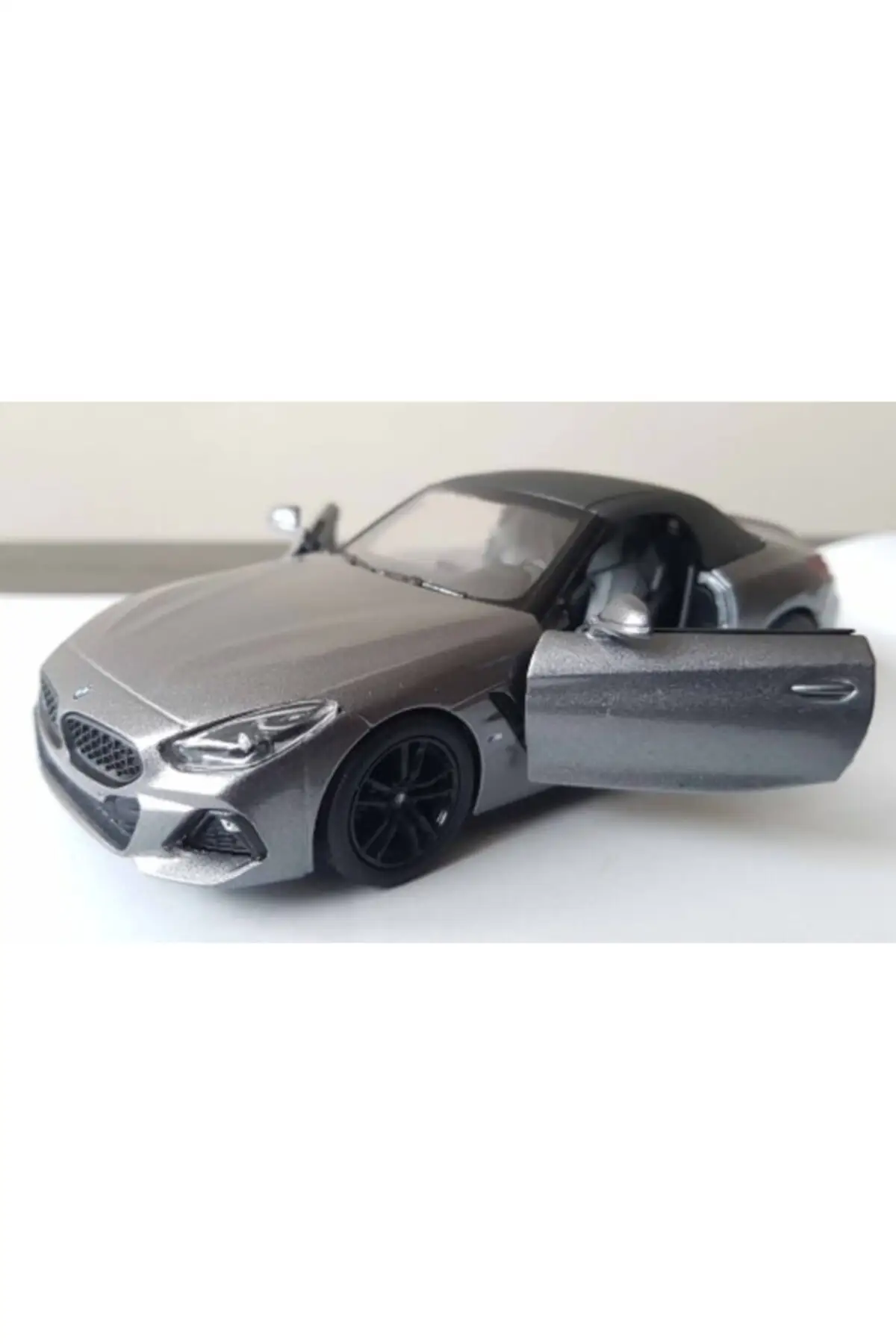 

Toy Car Bmw Z - 4 M- 40i Model Car, Kids and Adults for Collection Original 12.5 Cm