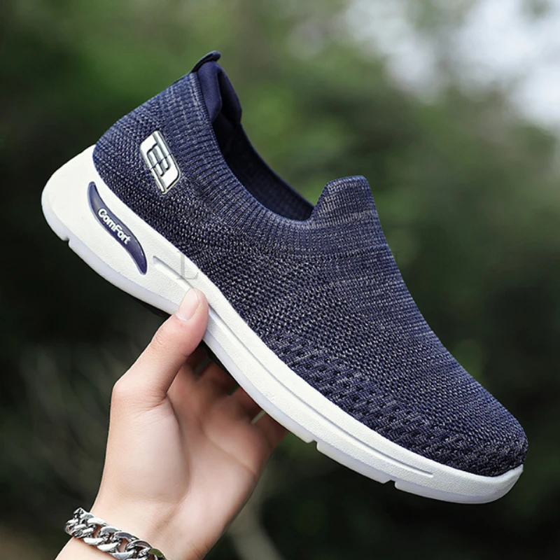 Men Mesh Breathable Vulcanized Shoes Spring New Fashion Men Breathable Outdoor Low Top Soft Soled Casual Sports Shoes