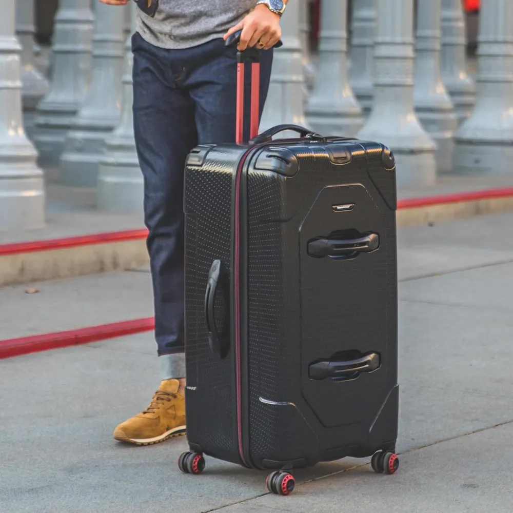 

Maxporter II 30" Hardside Spinner Trunk Luggage, Expandable, Black