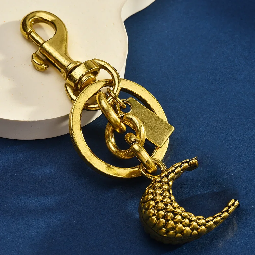 

Metal letter snake pattern C key chain, key ring accessory for women, letter key ring bag pendant