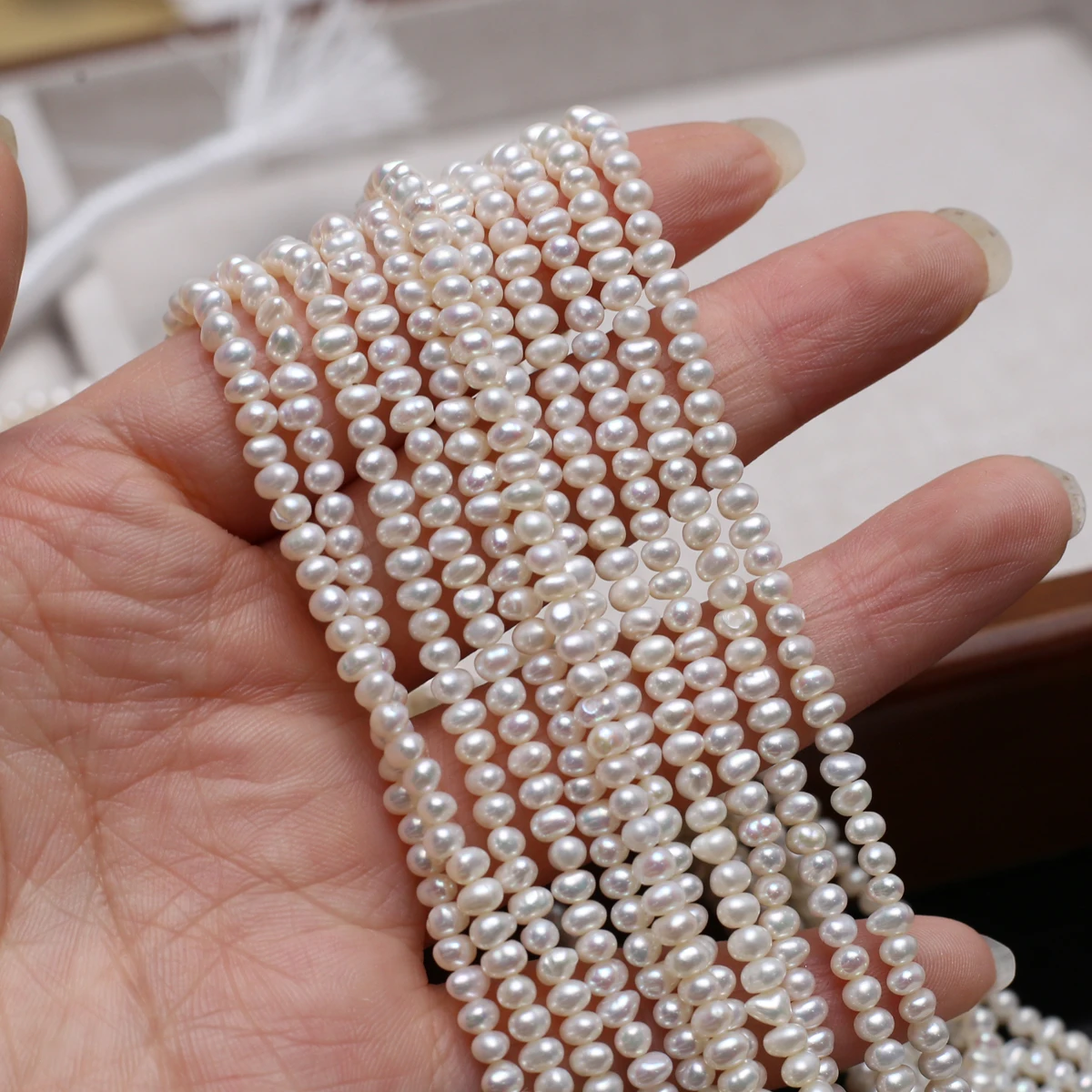 

A 3-4mm Potato-shaped Semi-finished Natural Freshwater Pearls Punch Beads for Jewelry Making DIY Necklace Bracelet Accessories