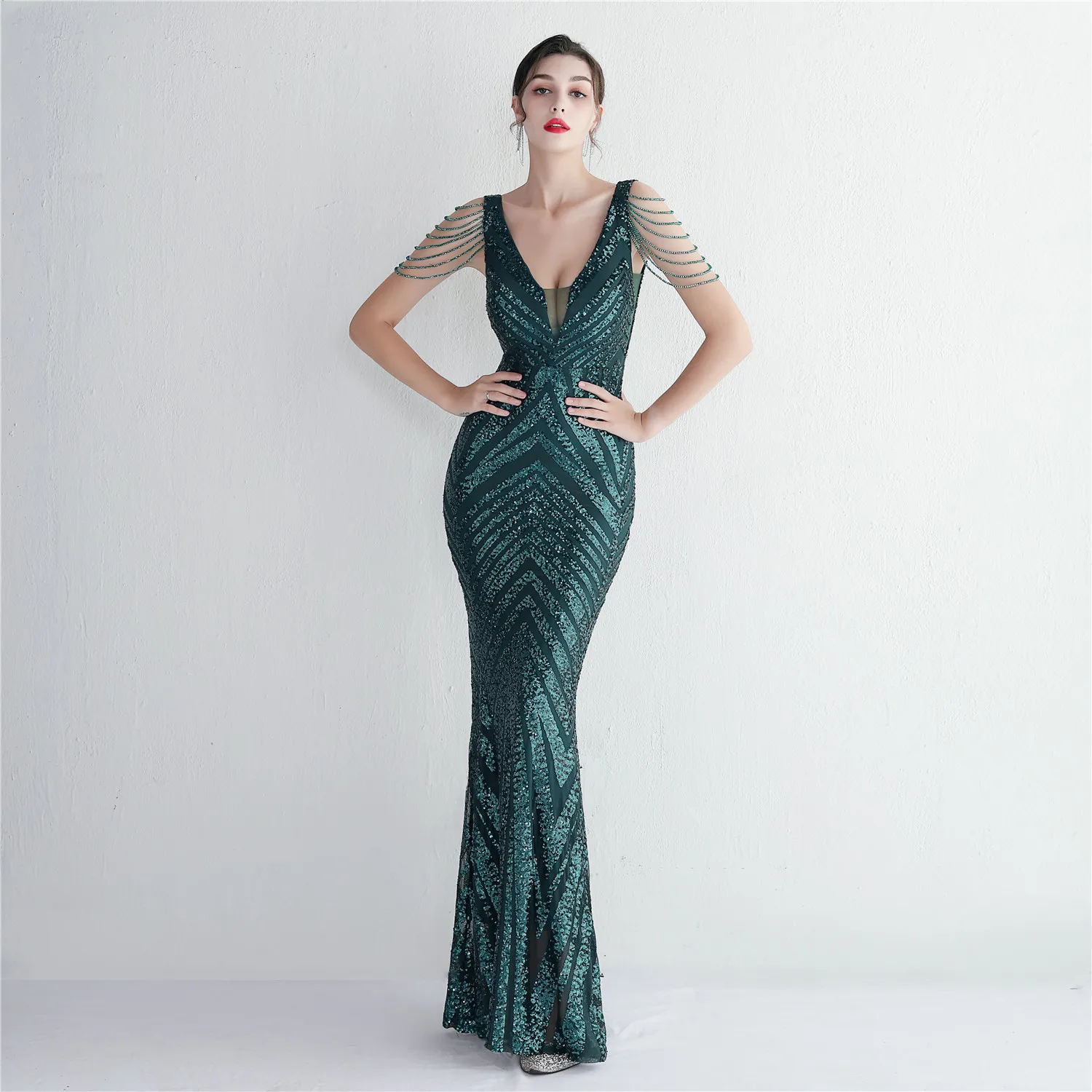 

2023 Plus Size Dark Green Mermaid Dress Evening Stunning Sequined Beading Floor Length Elastic Long Formal Gowns For Wedding