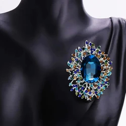 Beaut&Berry Luxury Rhinestone Flower Brooches for Women Crystal Glass Pins Casual Party Accessories New Gifts Friends Decoration