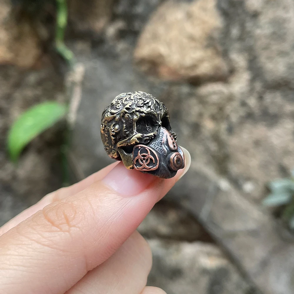 

DIY Brass Knife Beads Skull Mask New Design Outdoors Tools Asseccorries Handmade EDC Paracord Pendant Lanyard Keychain Bead Gift